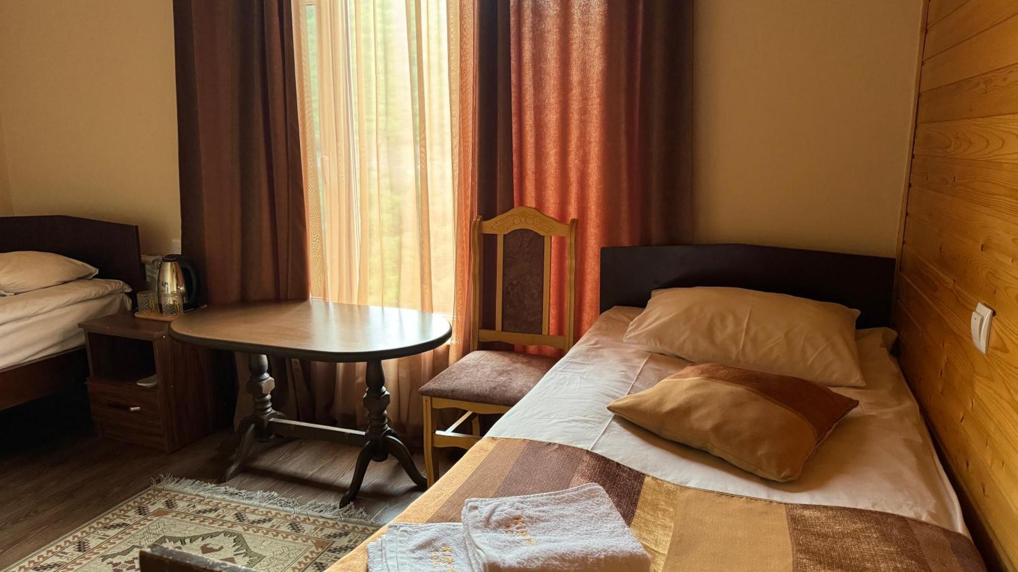 Kirch Hotel & Restaurant Ґоріс Екстер'єр фото